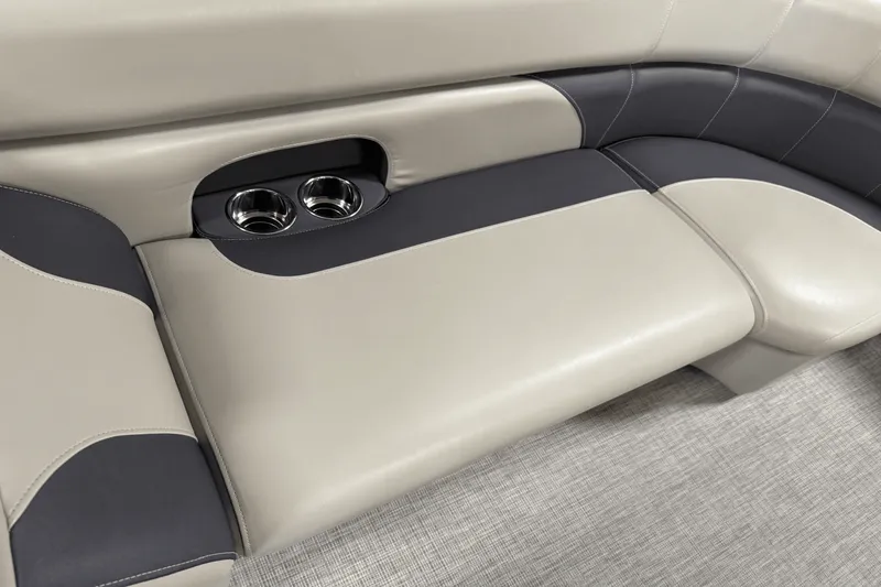 Slide: The Image of Premier 230 Sunsation 2023 - 73