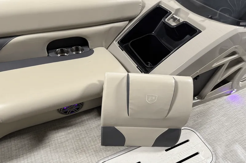 Slide: The Image of Premier 230 Sunsation 2023 - 79