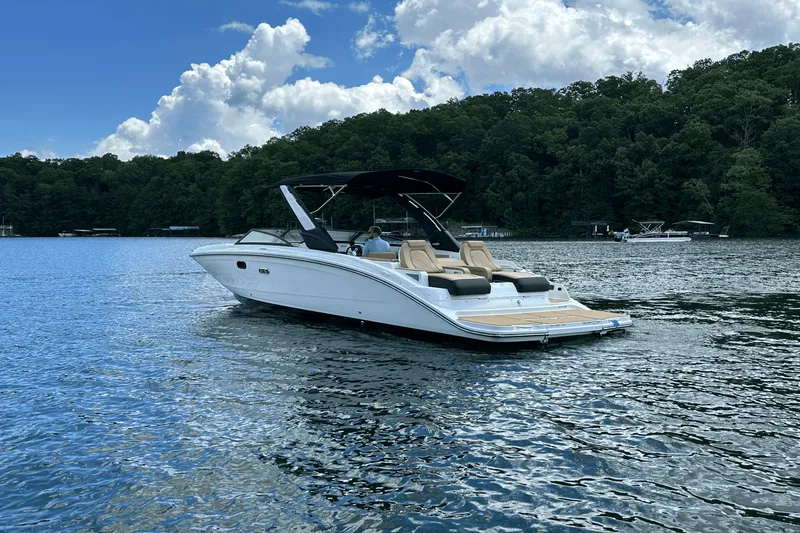 Slide: The Image of Sea Ray SDX 290 2026 - 2