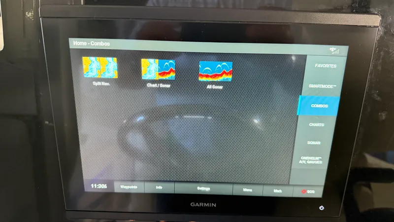 Slide: The Image of Sea Hunt ULTRA 239 SE 2022 - 54
