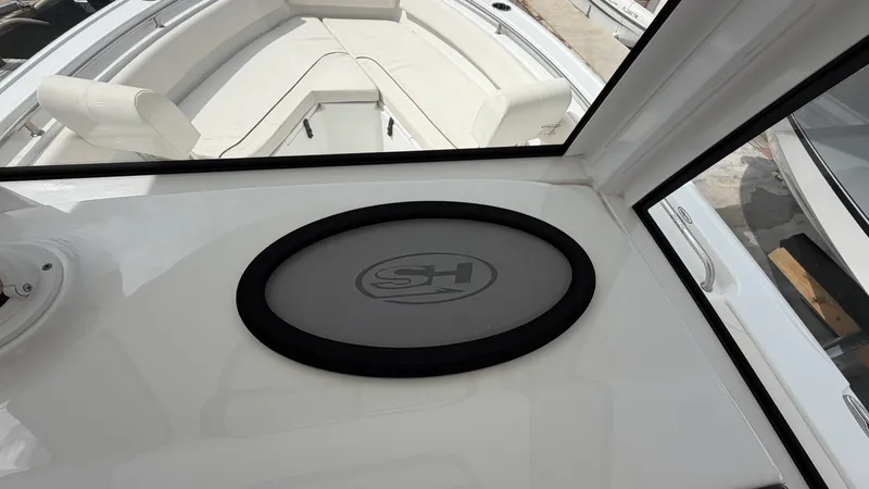 Slide: The Image of Sea Hunt ULTRA 239 SE 2022 - 57