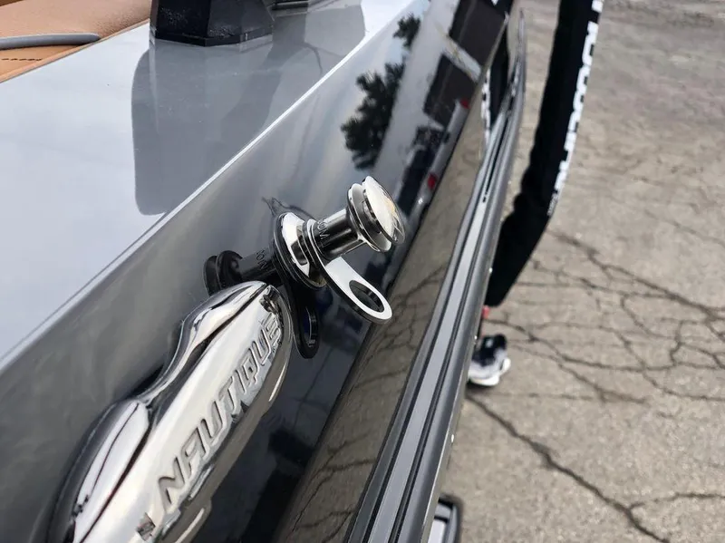 Slide: The Image of Nautique Super Air Nautique GS22 2019 - 12