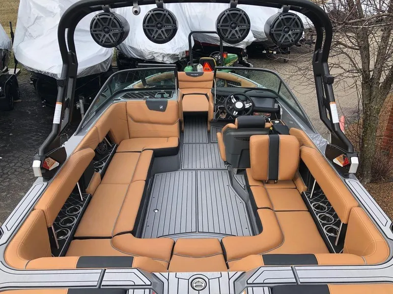 Slide: The Image of Nautique Super Air Nautique GS22 2019 - 14