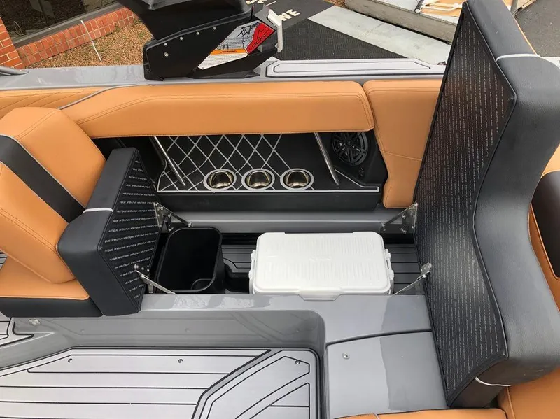 Slide: The Image of Nautique Super Air Nautique GS22 2019 - 19