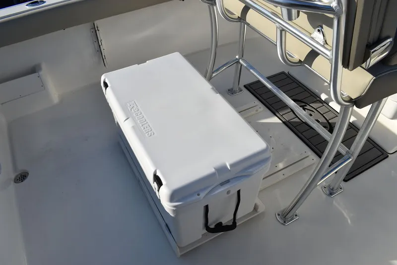 Slide: The Image of Key West Boats 239 FS 2024 - 30