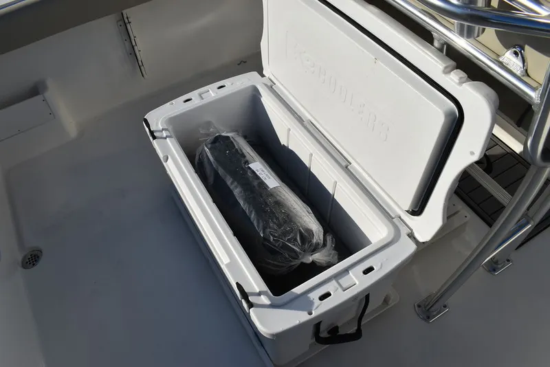 Slide: The Image of Key West Boats 239 FS 2024 - 31