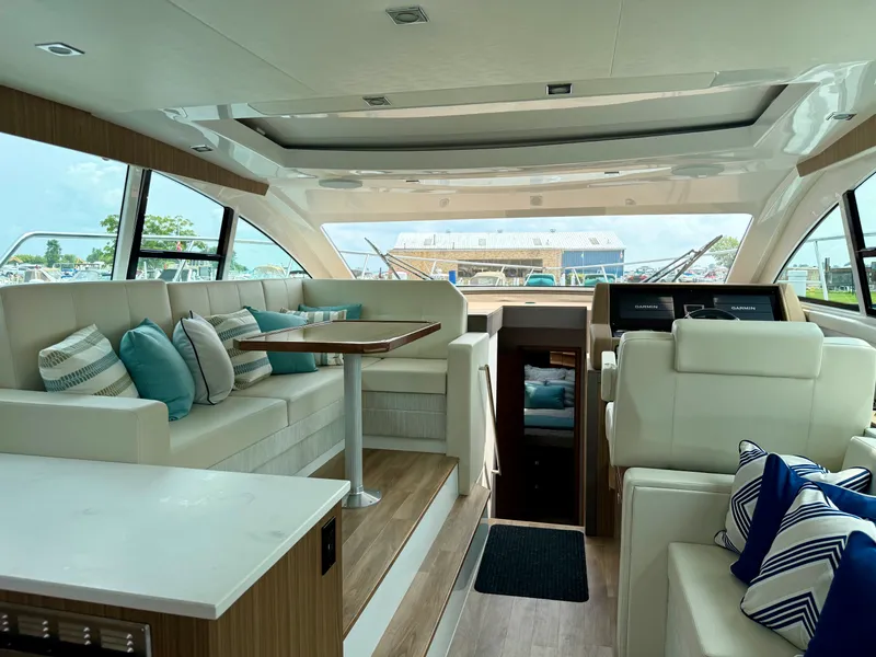 Slide: The Image of Cruisers 46 Cantius 2026 - 15