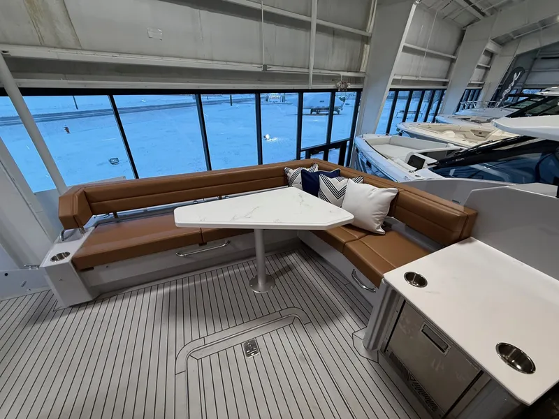Slide: The Image of Cruisers Yachts 46 Cantius 2026 - 23