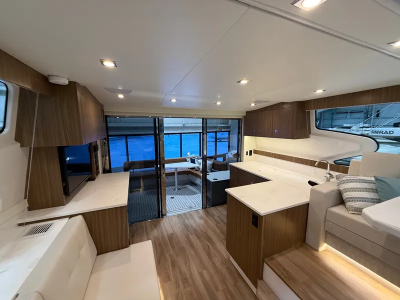 Slide: The Image of Cruisers Yachts 46 Cantius 2026 - 41