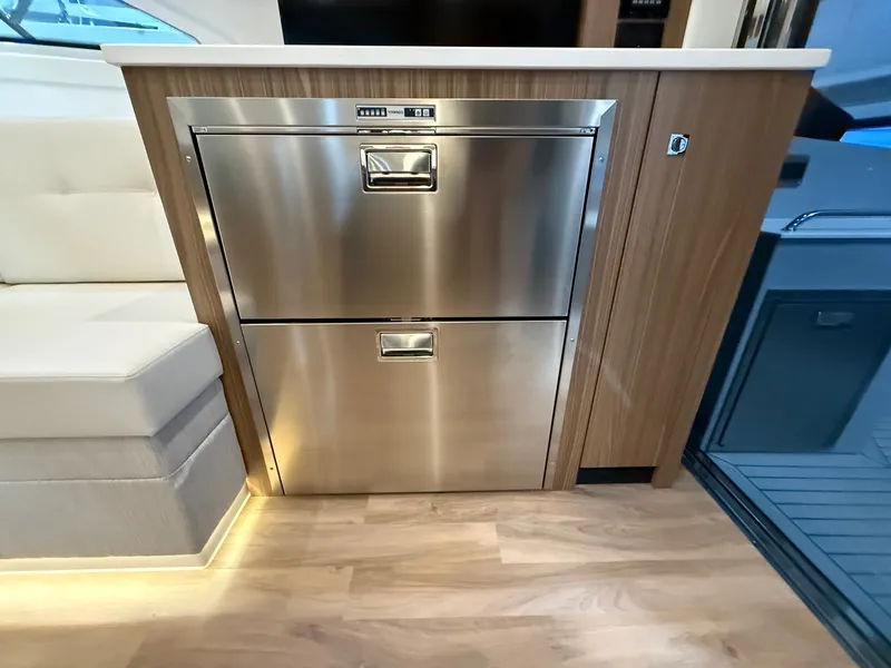 Slide: The Image of Cruisers Yachts 46 Cantius 2026 - 48