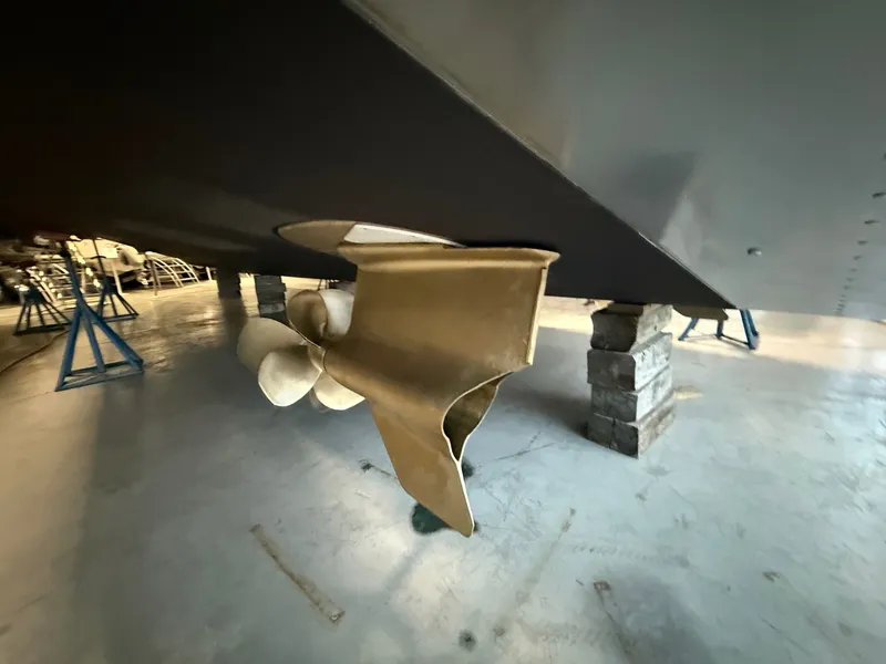 Slide: The Image of Cruisers Yachts 46 Cantius 2026 - 9