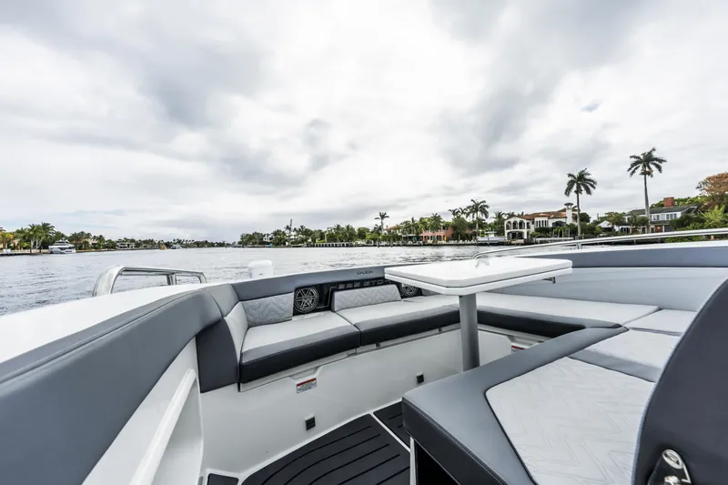 Slide: The Image of Galeon 325 GTO 2023 - 17