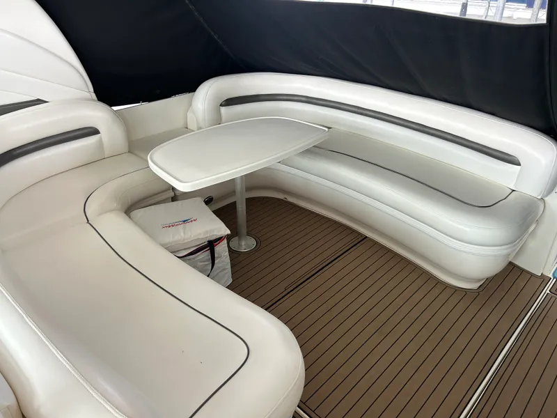 Slide: The Image of Sea Ray 420 DA 2004 - 22