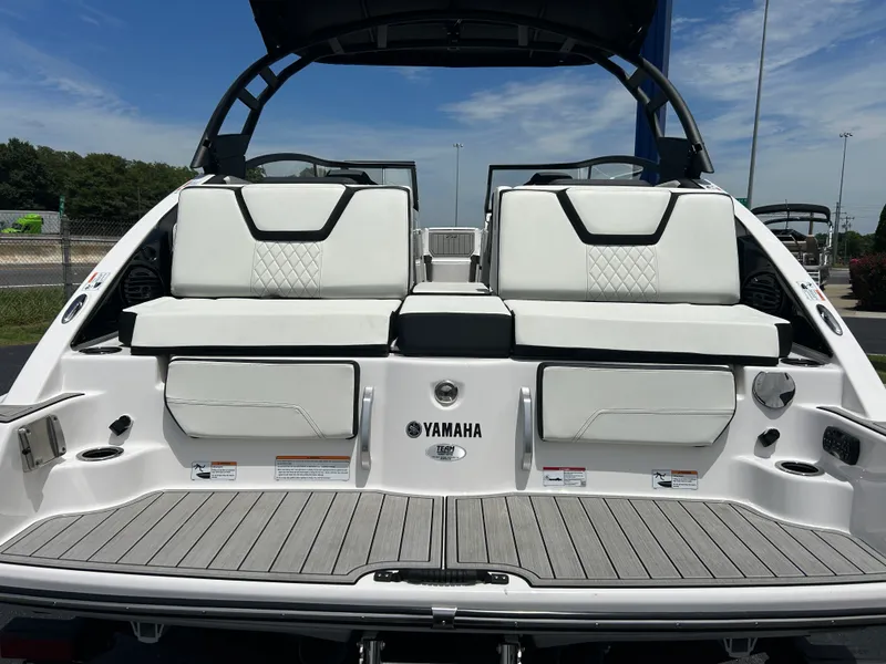 Slide: The Image of Yamaha 252SD 2025 - 4
