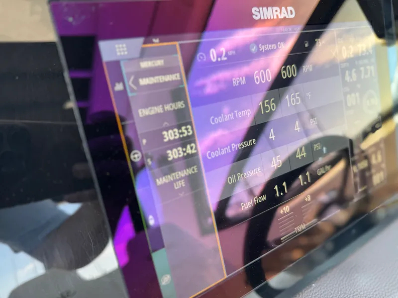 Slide: The Image of Sea Ray 320 SUNDANCER 2019 - 58