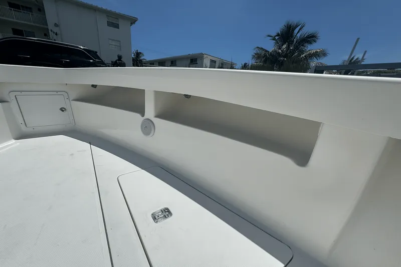 Slide: The Image of SeaVee 290B 2006 - 15