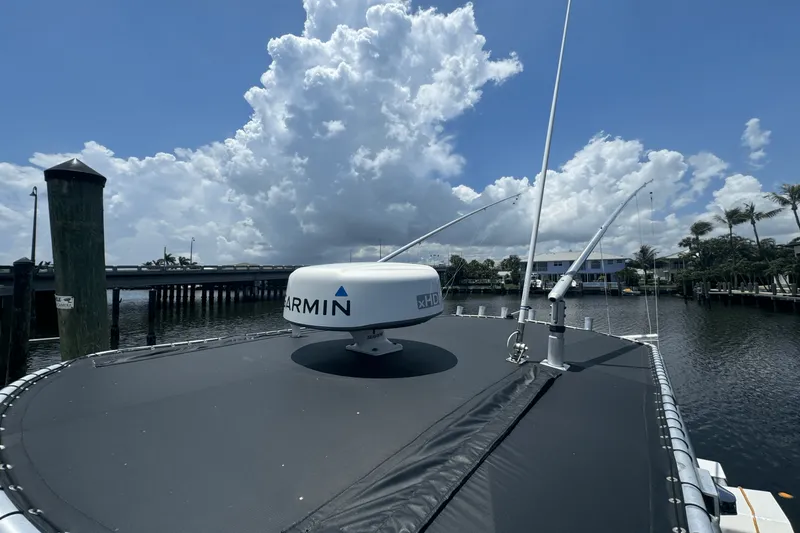 Slide: The Image of SeaVee 290B 2006 - 23