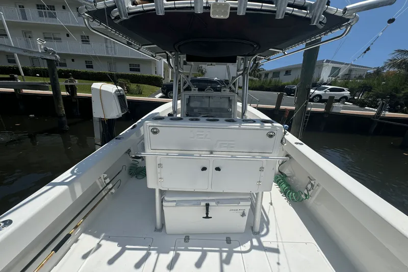 Slide: The Image of SeaVee 290B 2006 - 26