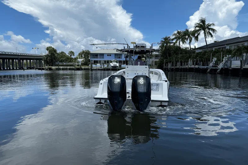 Slide: The Image of SeaVee 290B 2006 - 7