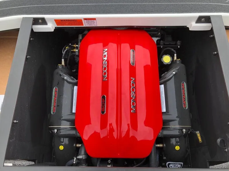 Slide: The Image of Malibu Wakesetter 21 VLX 2019 - 21