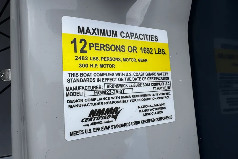 Slide: The Image of Harris 230 Grand Mariner 2025 - 26