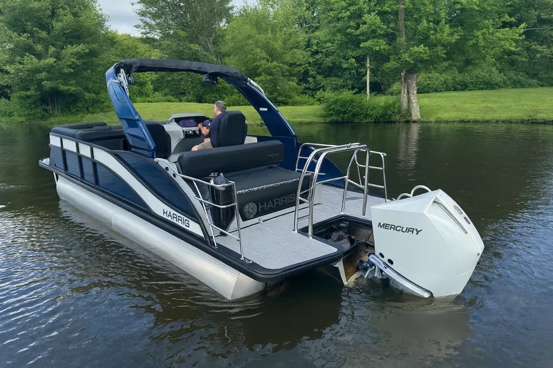 Slide: The Image of Harris 230 Grand Mariner 2025 - 7