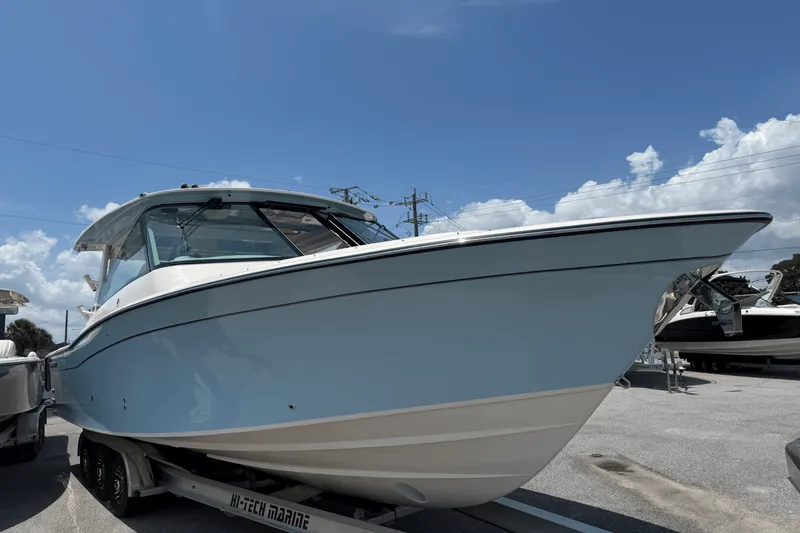 Slide: The Image of Grady-White Freedom 345 2026 - 2