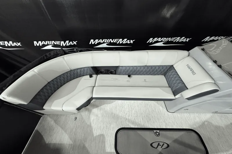 Slide: The Image of Harris 230 SUNLINER 2023 - 31