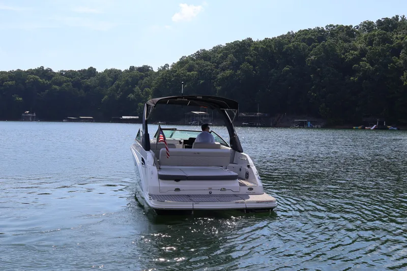 Slide: The Image of Sea Ray SDX 250 2022 - 3