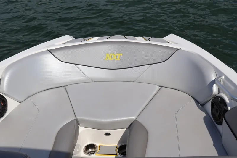 Slide: The Image of Mastercraft NXT20 2018 - 19