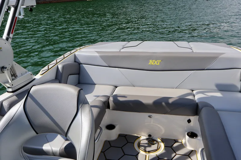Slide: The Image of Mastercraft NXT20 2018 - 24