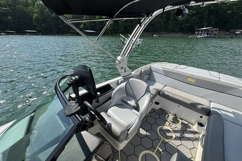 Slide: The Image of Mastercraft NXT20 2018 - 33