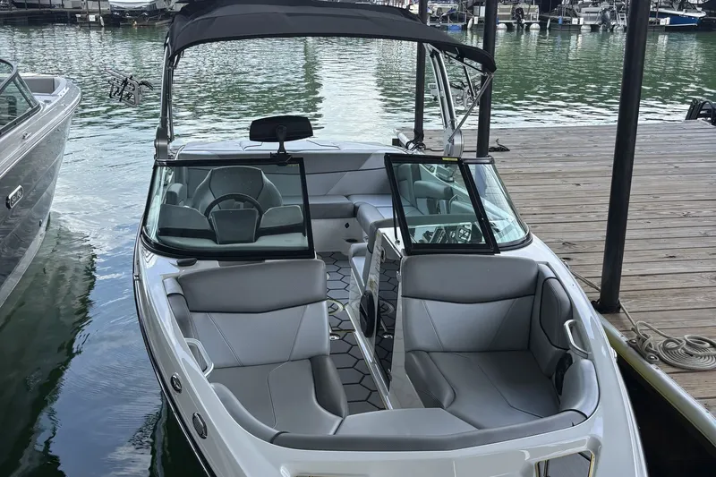 Slide: The Image of Mastercraft NXT20 2018 - 36