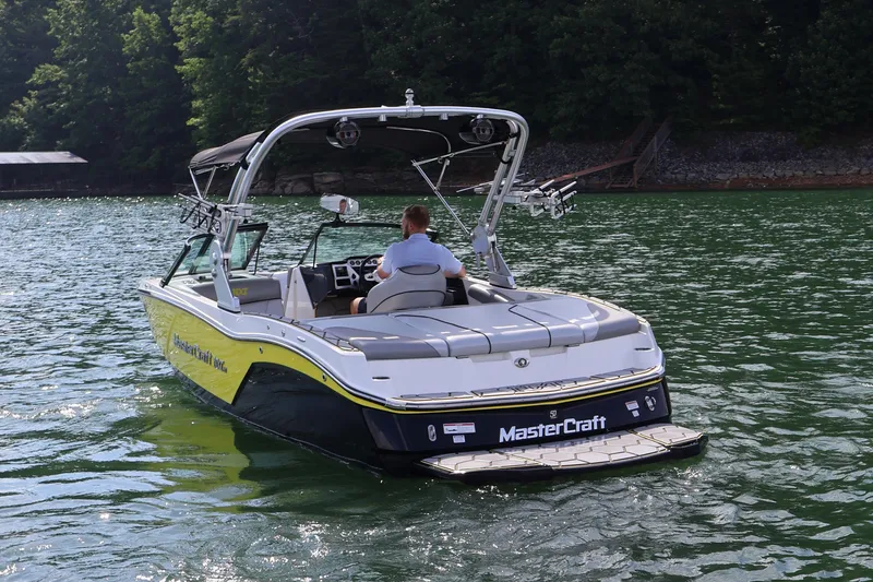 Slide: The Image of Mastercraft NXT20 2018 - 7