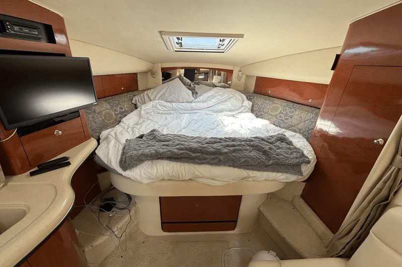 Slide: The Image of Sea Ray 320 SUNDANCER 2004 - 12