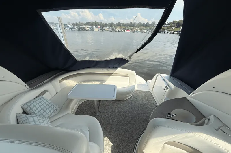 Slide: The Image of Sea Ray 320 SUNDANCER 2004 - 4