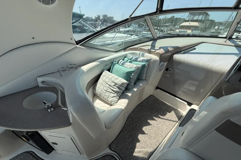 Slide: The Image of Sea Ray 320 SUNDANCER 2004 - 6