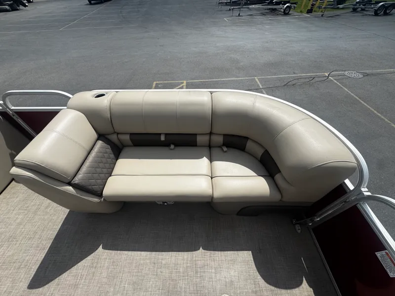 Slide: The Image of Tracker PARTY BARGE 20 DLX 2023 - 20