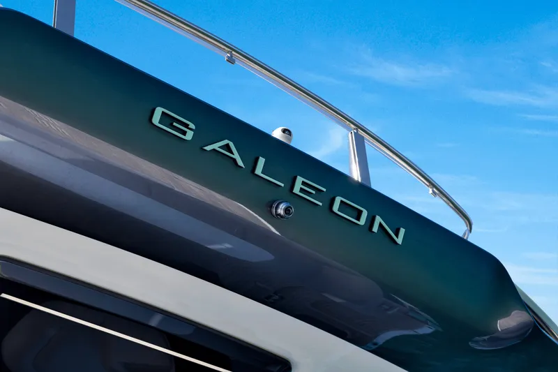 Slide: The Image of Galeon 560 FLY 2025 - 143