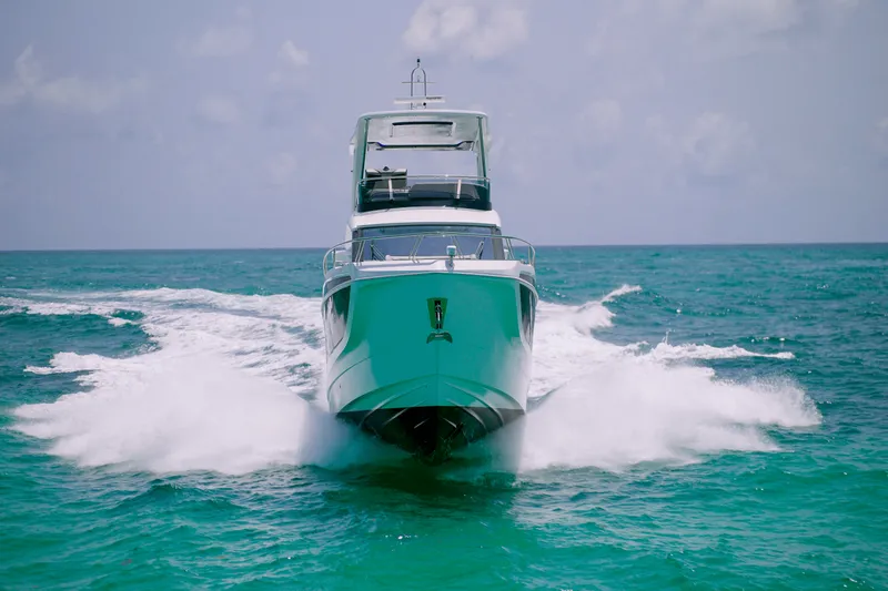 Slide: The Image of Galeon 560 FLY 2025 - 153