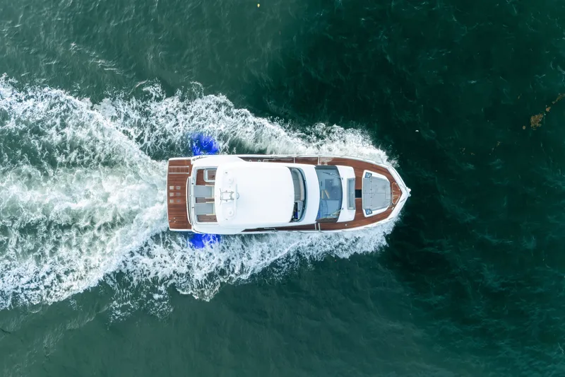 Slide: The Image of Galeon 560 FLY 2025 - 168