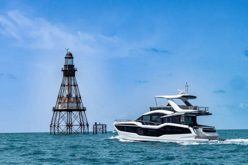 Slide: The Image of Galeon 560 FLY 2025 - 184