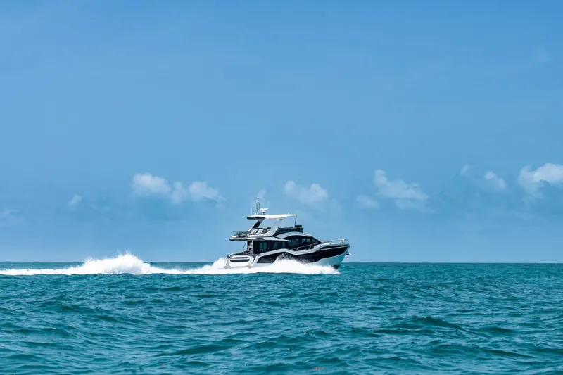 Slide: The Image of Galeon 560 FLY 2025 - 186