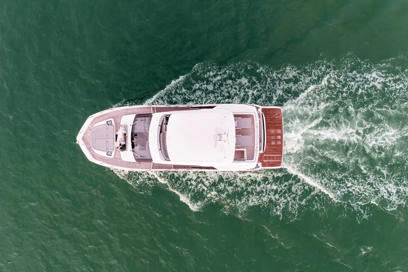 Slide: The Image of Galeon 560 FLY 2025 - 198