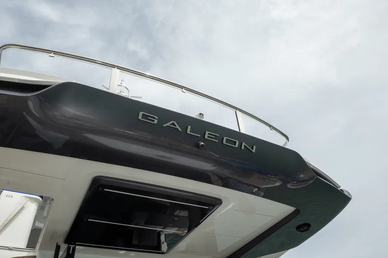Slide: The Image of Galeon 560 FLY 2025 - 204