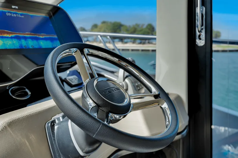 Slide: The Image of Galeon 560 FLY 2025 - 76