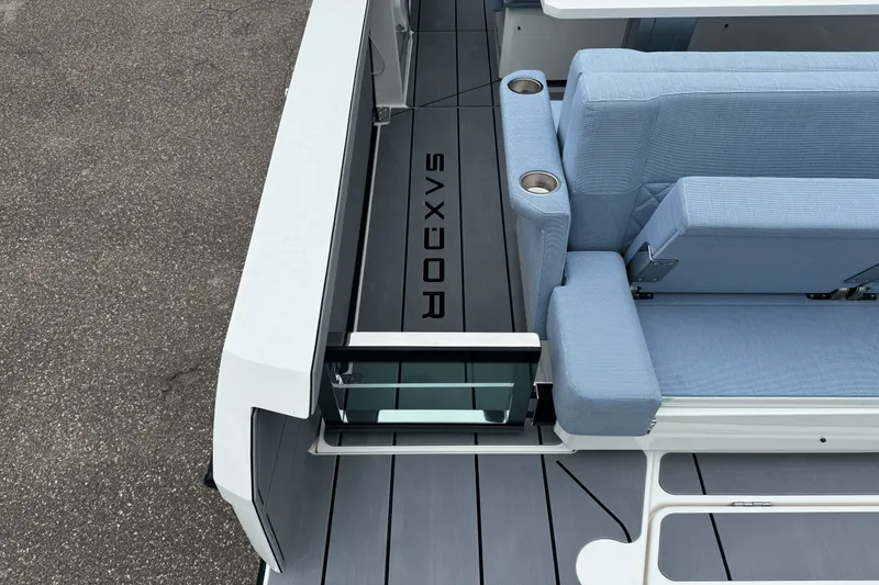 Slide: The Image of Saxdor 320 GTO 2025 - 16