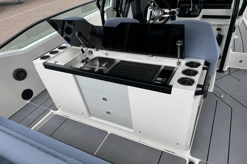 Slide: The Image of Saxdor 320 GTO 2025 - 23