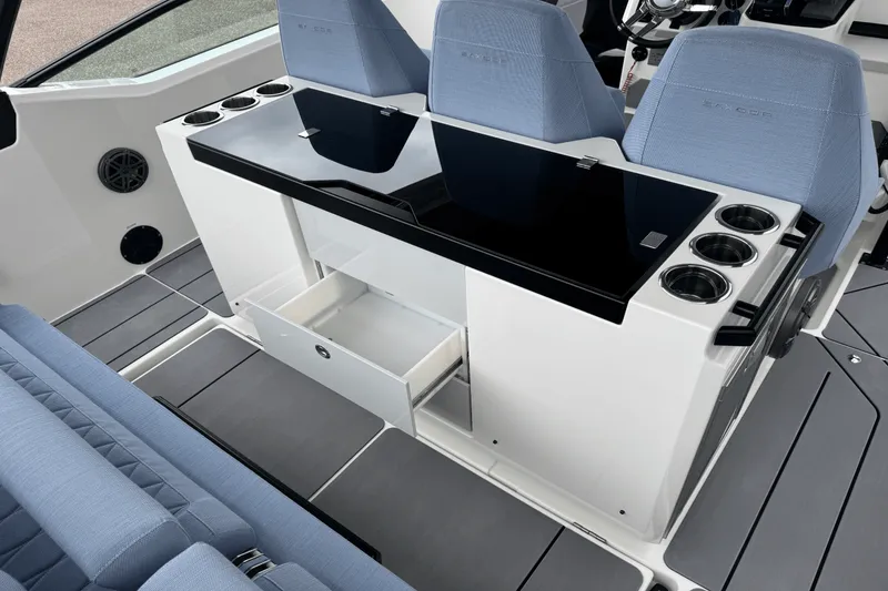 Slide: The Image of Saxdor 320 GTO 2025 - 27