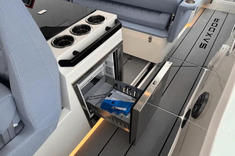 Slide: The Image of Saxdor 320 GTO 2025 - 31